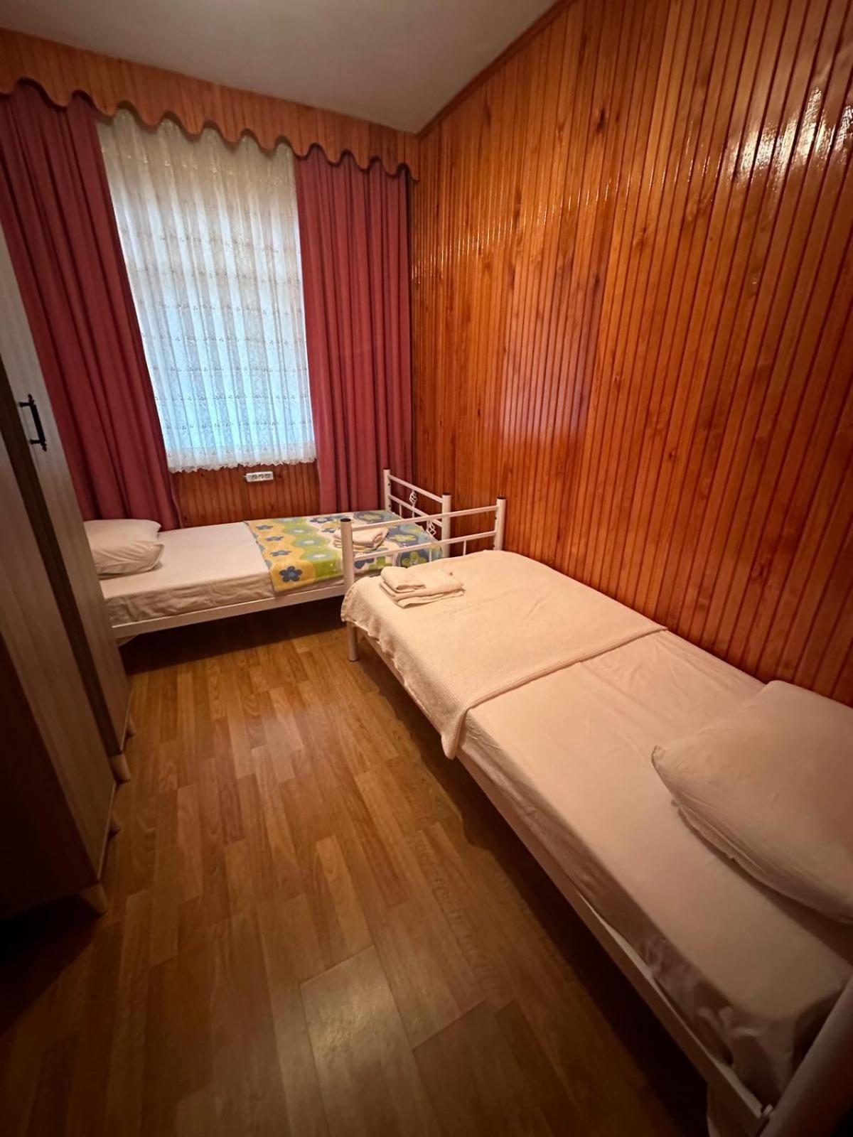 Pilot Hotel 2 Tayakadin Eksteriør bilde